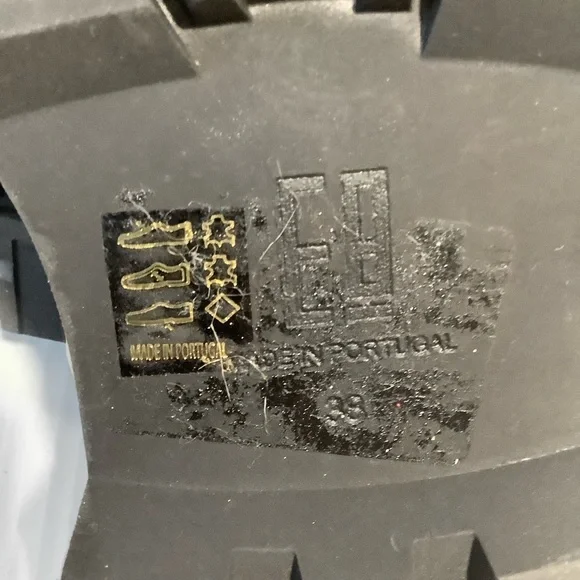 By MIISTA Women's Beige Kornelia Sandals with Black Sole - Picture 8 of 8